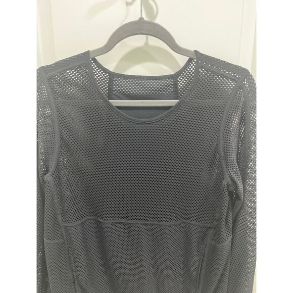 Lululemon Mesh On Mesh Pop Over in Black Sz 6 / 8 - Picture 7 of 10